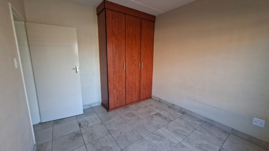 To Let 3 Bedroom Property for Rent in Waterval East North West